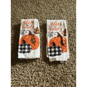 Cuisinart White Kitchen Towels "Bless the Family Beside Us" w/ pumpkins 15"x23"